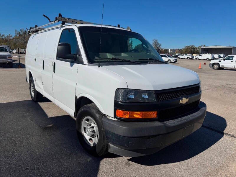 chevrolet express passenger 2019 1GAZGPFG1K1330090 image chevrolet express passenger 2019 1GAZGPFG1K1330090 image